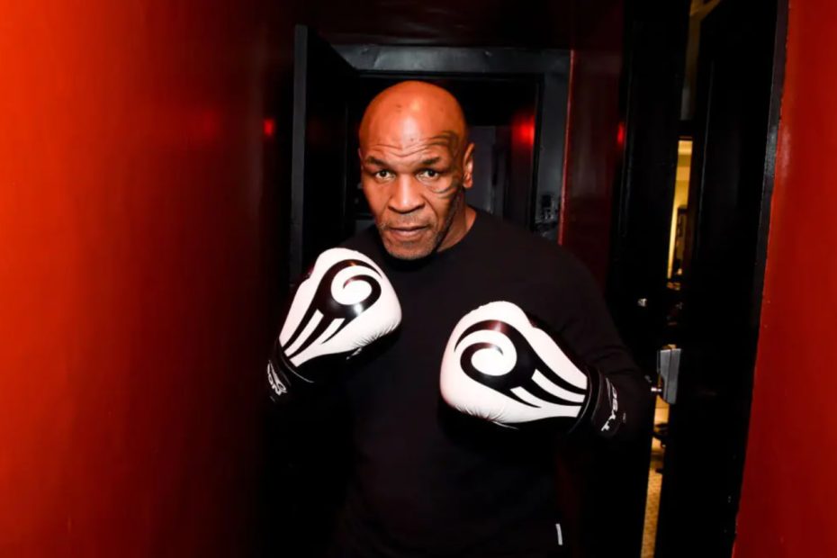 Mike Tyson and Floyd Mayweather Postpone